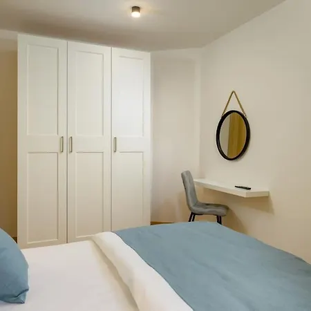 Giulia By Istrialux * Manjadvorci