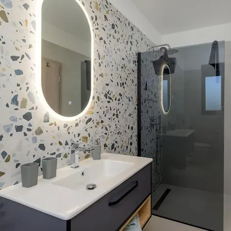 Giulia By Istrialux Willa