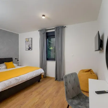 Giulia By Istrialux Villa Manjadvorci