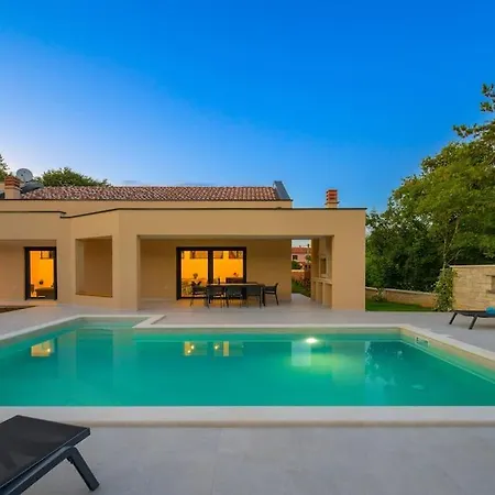 Giulia By Istrialux Villa *