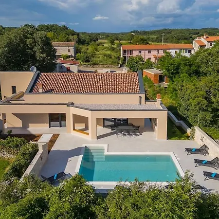 Giulia By Istrialux Villa *