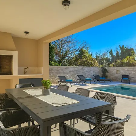 Giulia By Istrialux Villa *