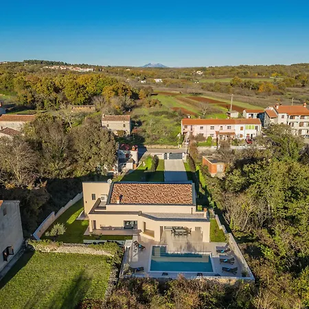 Villa Giulia By Istrialux Manjadvorci