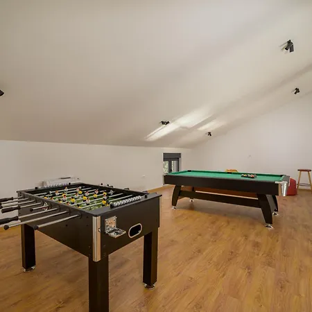 Giulia By Istrialux Villa Manjadvorci